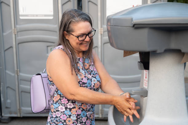 Best Handicap porta potty rental  in Rendon, TX